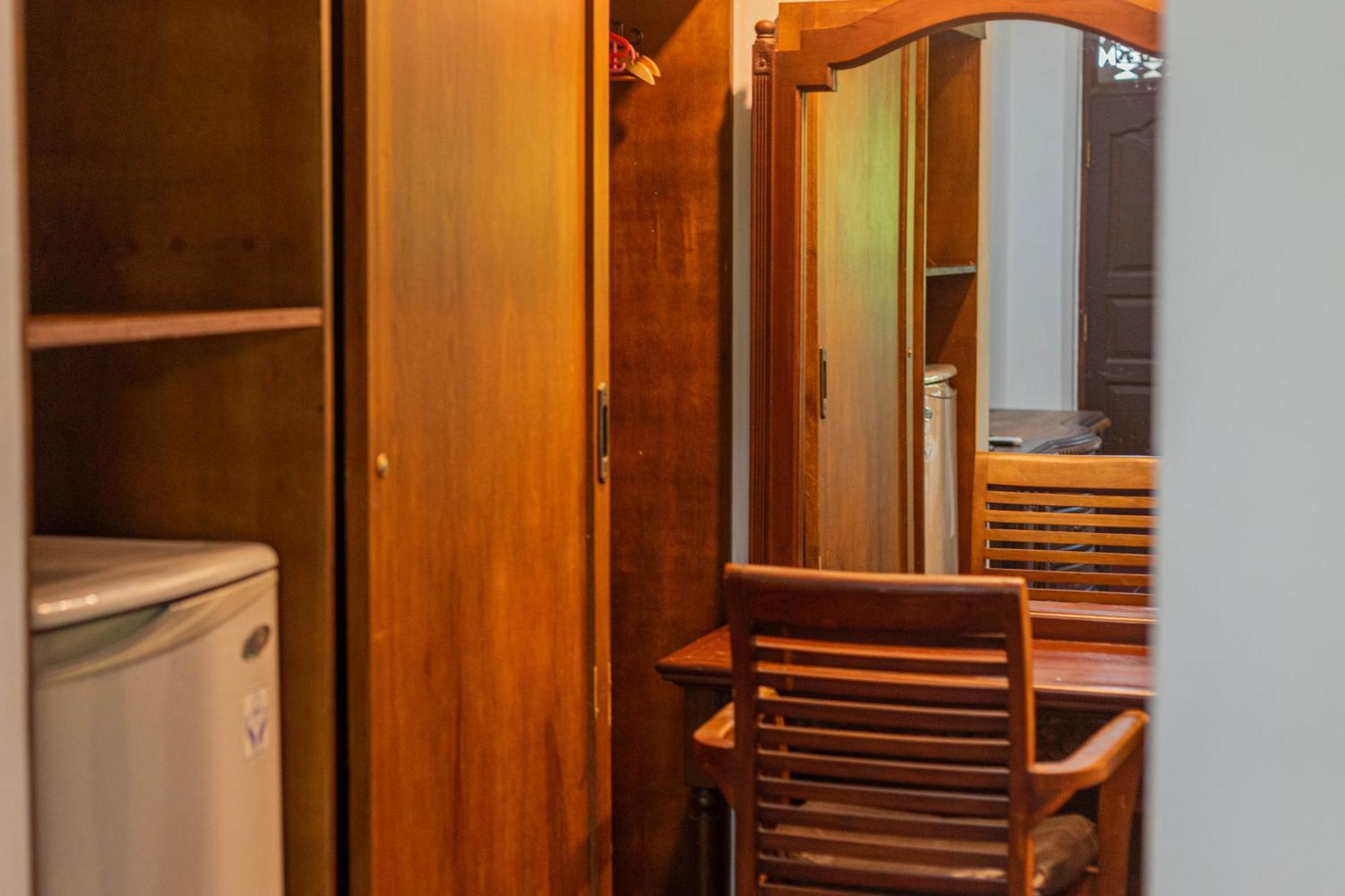 Puri Mango Guest House Sanur Exterior foto