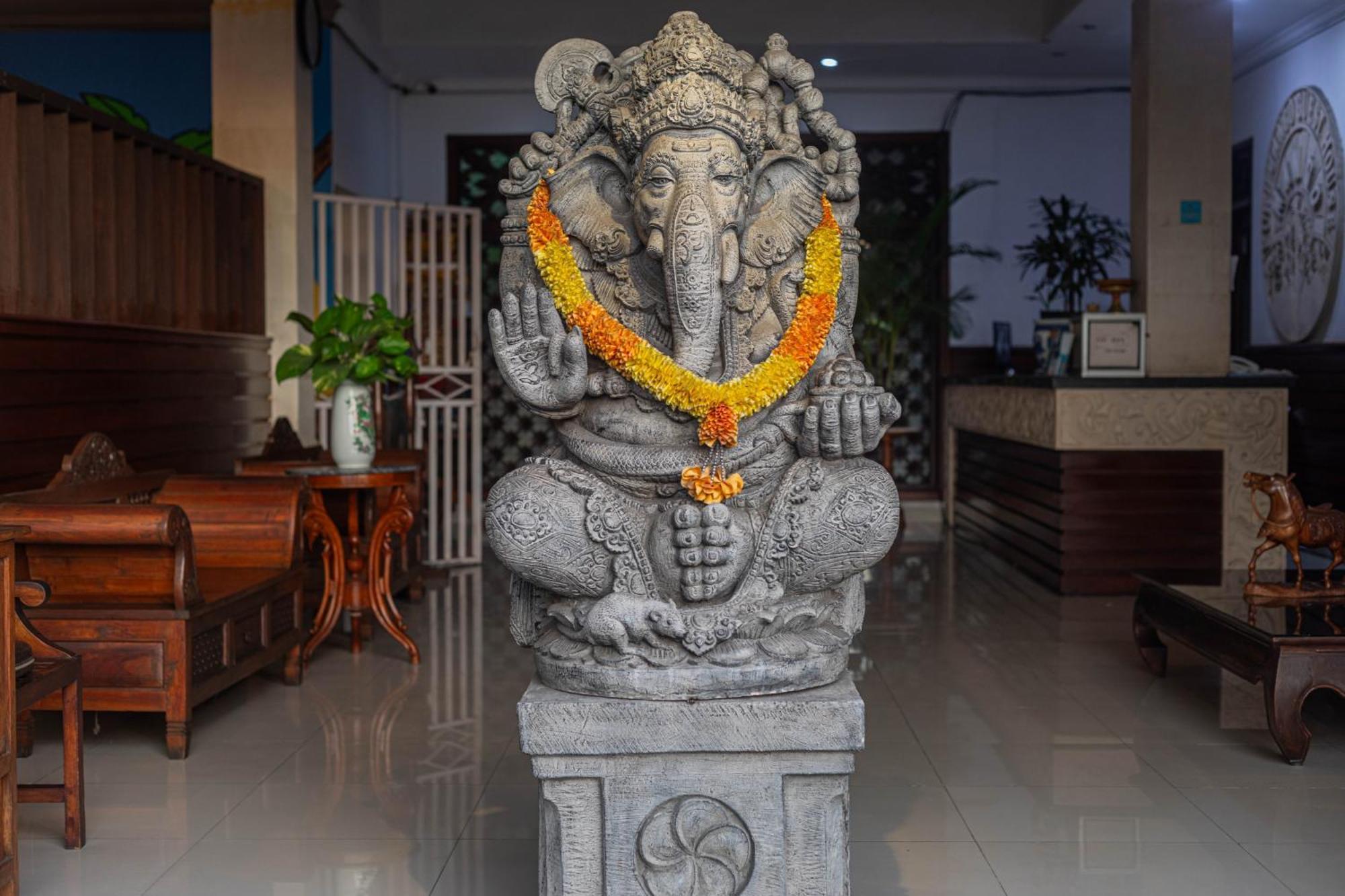 Puri Mango Guest House Sanur Exterior foto