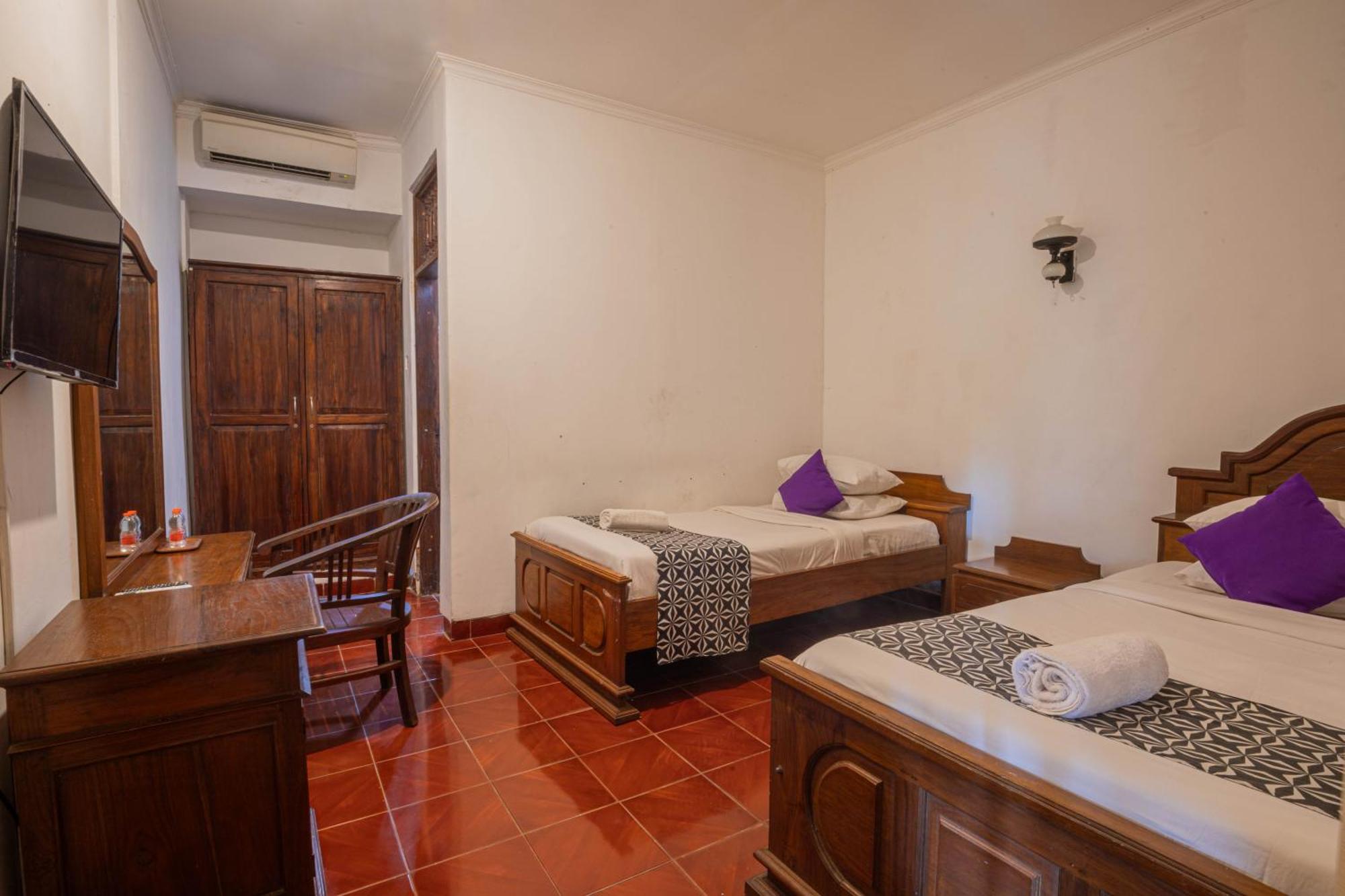Puri Mango Guest House Sanur Exterior foto