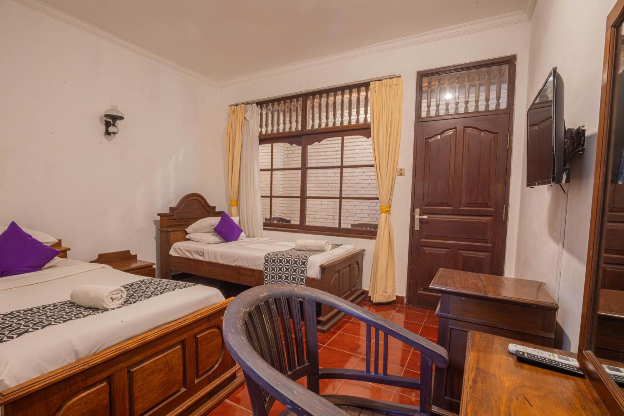 Puri Mango Guest House Sanur Exterior foto